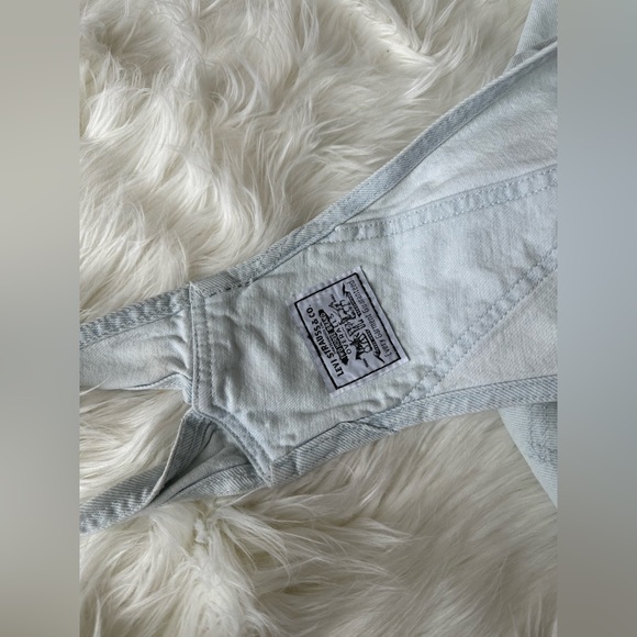 The Women's Home Sweet Home Carpenter Overalls from levis - Picture 3 of 5